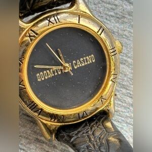 VTG Boomtown Casino Gold Black Wrist Watch New Battery Works